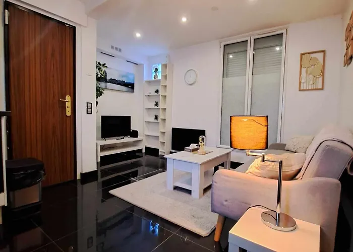 Villejuif Studio