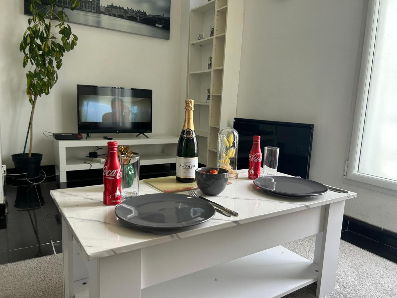 Villejuif Studio * Villejuif